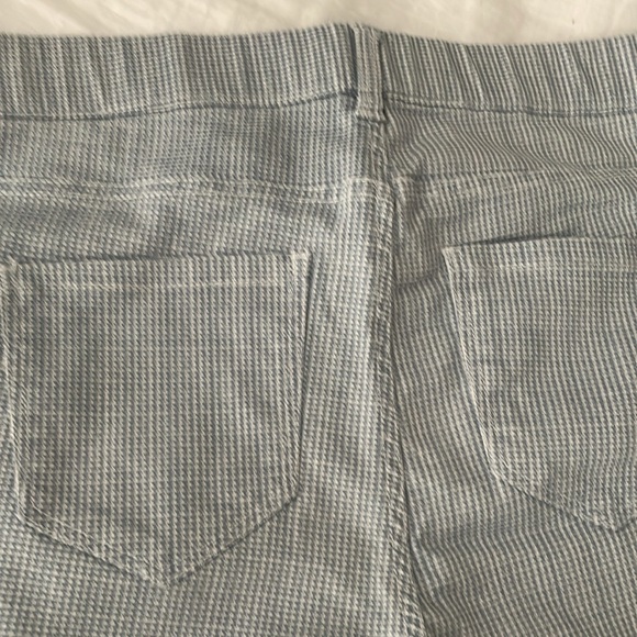 EUC LiverPool Los Angeles pull on skinny Jeans - Picture 3 of 8